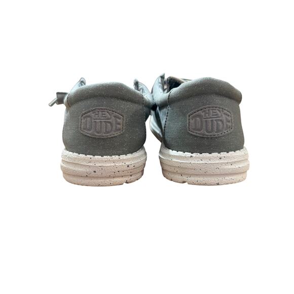 Hey Dude Wally Canvas Light Grey Men's Size 9 Wide Slip On Shoes - Picture 6 of 8